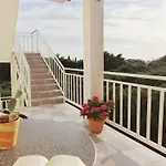 Drazana Daire Gradac (Split-Dalmatia)
