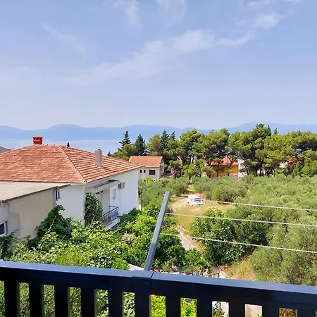 Apartament Drazana *