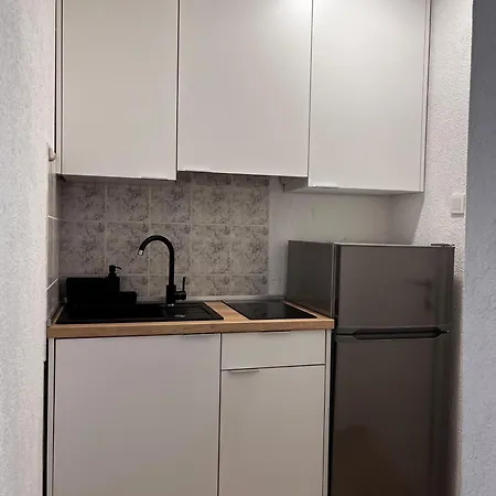 Apartment Drazana *